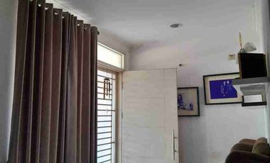 Disewakan rumah cluster grand galaxy 2 lantai LT 90 LB 108