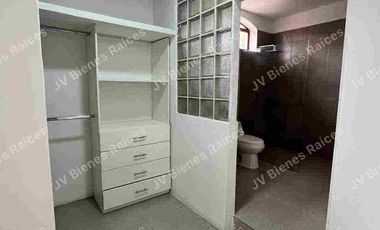 Renta de casa Urbanización Aquamarina Samborondon