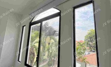 Renta de casa Urbanización Aquamarina Samborondon