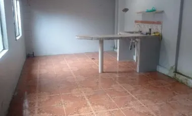 Terreno en venta  en puyo con casa de madera