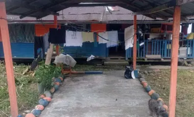 Terreno en venta  en puyo con casa de madera