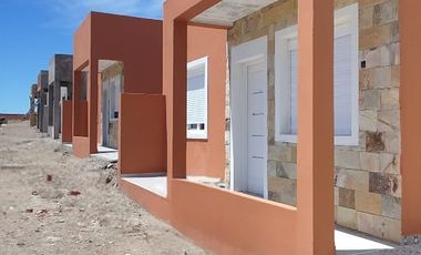 Vendo Casa En Ph+dos Habitaciones+a Estrenar+equipado+barrio Cerrado+patio+estacionamiento+ Semicubierto+Parrilla.