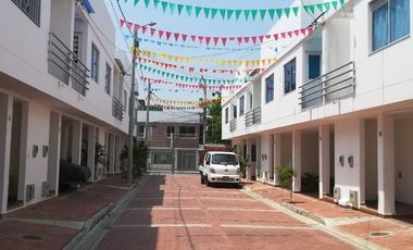 Casa en venta en Girardot Capri