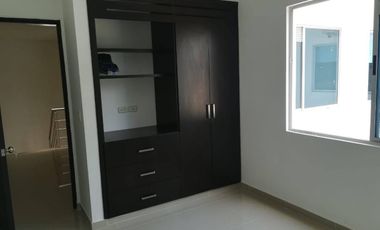 Casa en venta en Girardot Capri