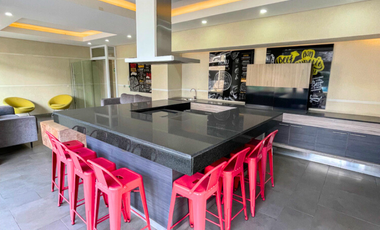 Depto San Nicolás, San Miguel / Estacionamiento Y Bodega