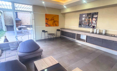 Depto San Nicolás, San Miguel / Estacionamiento Y Bodega