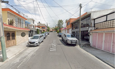 ¡¡GRAN OPORTUNIDAD DE ADQUIRIR O INVERTIR EN ESTA HERMOSA CASA DE REMATE BANCARIO!!, (SOLO CON RECURSOS PROPIOS).