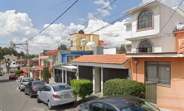 ¡¡GRAN OPORTUNIDAD DE ADQUIRIR O INVERTIR EN ESTA HERMOSA CASA DE REMATE BANCARIO!!, (SOLO CON RECURSOS PROPIOS).