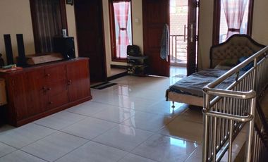 Di jual Murah Rumah minimalis  Lantai 2 siap huni Lokasi jalan Soka  Dekat Gatot Subroto Timur DENPASAR TIMUR