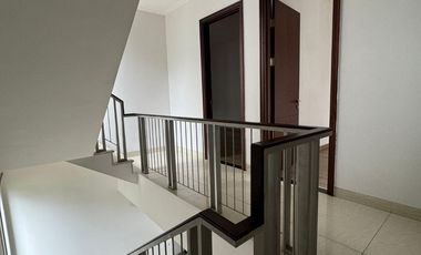 DISKON 25 JUTA RUMAH HARMONY GOLF ISLAND. 4 KAMAR TERSEDIA AC, POSISI HOEK