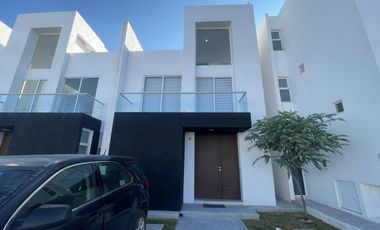 Zibatá, se vende moderna casa en condominio con amenidades. FVR