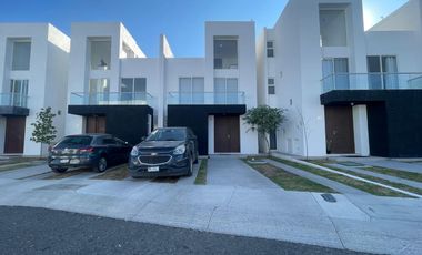 Zibatá, se vende moderna casa en condominio con amenidades. FVR