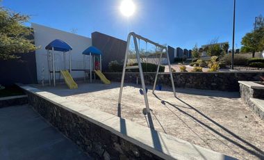 Zibatá, se vende moderna casa en condominio con amenidades. FVR