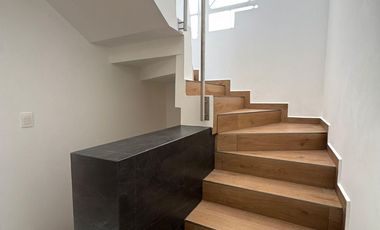 Casa en Venta en fraccionamiento seguro, a 45 min de CDMX. Monterreal Pachuca. Cuspide II