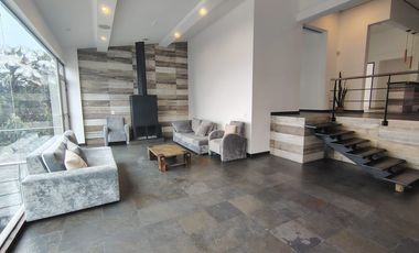 Casa en Arriendo en Alto de Palmas  De Envigado Antioquia