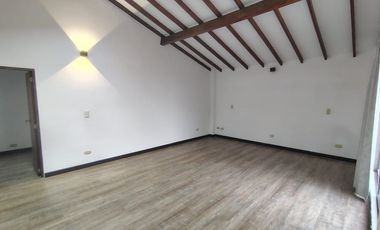 Casa en Arriendo en Alto de Palmas  De Envigado Antioquia