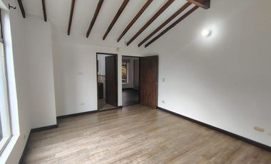 Casa en Arriendo en Alto de Palmas  De Envigado Antioquia