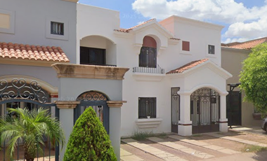 ¡¡GRAN OPORTUNIDAD DE ADQUIRIR O INVERTIR EN ESTA HERMOSA CASA DE REMATE BANCARIO, EN EXCLUSIVO FRACCIONAMIENTO EN CIUDAD OBREGON SONORA!!, (SOLO CON