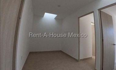 Casa de tres recámaras en venta en Zibatá, Querétaro