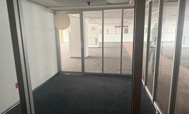 Edificio de oficinas en venta , perfecto para inversionistas