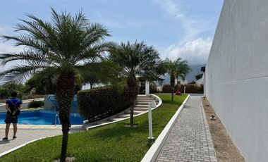 HERMOSO DEPARTAMENTO DE VENTA EN EL CLUB DE GOLF MONTECRISTI!!  VISTA AL CAMPO!!