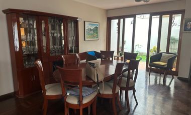 SE VENDE CASA DE DOS PISOS INDEPENDIZADAS EN SANTA PATRICIA  - 1ERA. ETAPA - LA MOLINA  -  VIVE E INVIERTE EN LA MOLINA