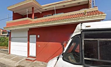 REMATO CASA EN VERACRUZ CENTRO POCITOS Y RIVERA