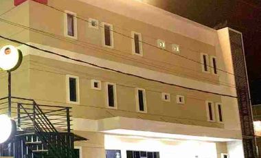 Dijual Guest House/Mini Hotel Lokasi jalan Raya MERR Ir. Soekarno* 
Selangkah menuju ke Pakuwon City dan Galaxy Mall