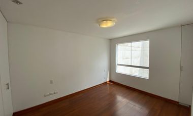 ALQUILO DEPA DE 3 HABITACIONES EN CALLE LOS CEREZOS SURCO