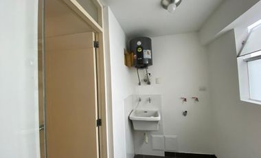 ALQUILO DEPA DE 3 HABITACIONES EN CALLE LOS CEREZOS SURCO