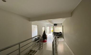 ALQUILO DEPA DE 3 HABITACIONES EN CALLE LOS CEREZOS SURCO