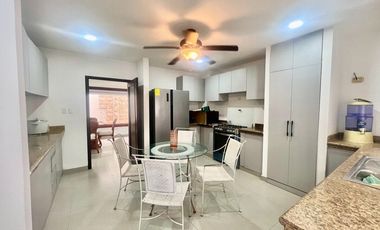 SALINAS CONJUNTO PRIVADO: CASA 4/5 CON PISCINA