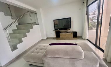 SALINAS CONJUNTO PRIVADO: CASA 4/5 CON PISCINA