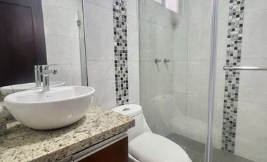 SALINAS CONJUNTO PRIVADO: CASA 4/5 CON PISCINA