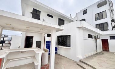 MILINA FRENTE AL MAR: CASA EN VENTA 5/5 CON PISCINA