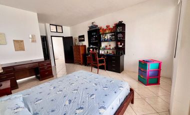 MILINA FRENTE AL MAR: CASA EN VENTA 5/5 CON PISCINA