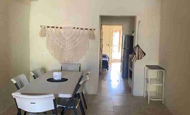 CASA PEQUEÑA EN PROGRESO CERCA DE LA PLAYA Y DEL MALECON