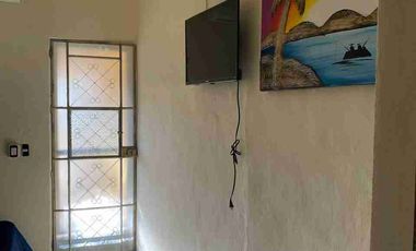 CASA PEQUEÑA EN PROGRESO CERCA DE LA PLAYA Y DEL MALECON