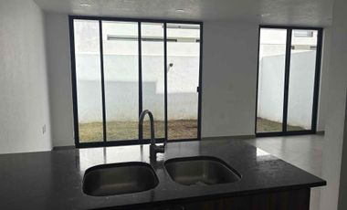 Casa en renta en López Mateos Sur