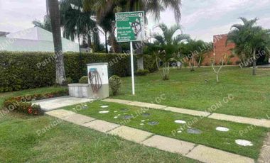 Se arrienda casa en la hacienda el castillo