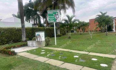 Se arrienda casa en la hacienda el castillo