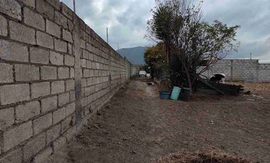 Terreno plano e independiente EN VENTA con Casa 1 planta. Tiobamba-Latacunga.