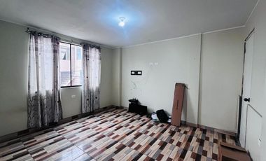 VENDO CASA EN ESQUINA-HIJOS DE VENTANILLA