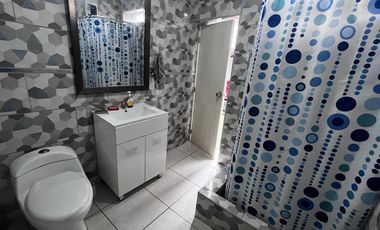 VENDO CASA EN ESQUINA-HIJOS DE VENTANILLA