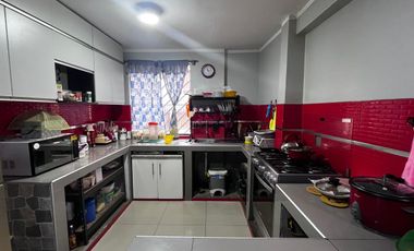 VENDO CASA EN ESQUINA-HIJOS DE VENTANILLA