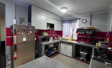 VENDO CASA EN ESQUINA-HIJOS DE VENTANILLA