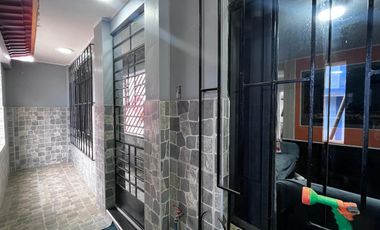 VENDO CASA EN ESQUINA-HIJOS DE VENTANILLA