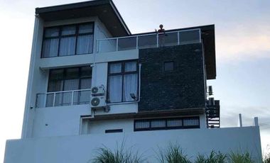 Panoramic City View! Vista Grande Furnished House for Sale!