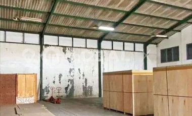 Gudang Dr. Saharjo Raya Tebet, Jakarta Selatan