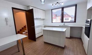 ARRIENDO – CASA EN CONDOMINIO VISTA GOLF | TEMUCO